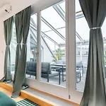Premium Suites Vienna - Rooftop Penthouse